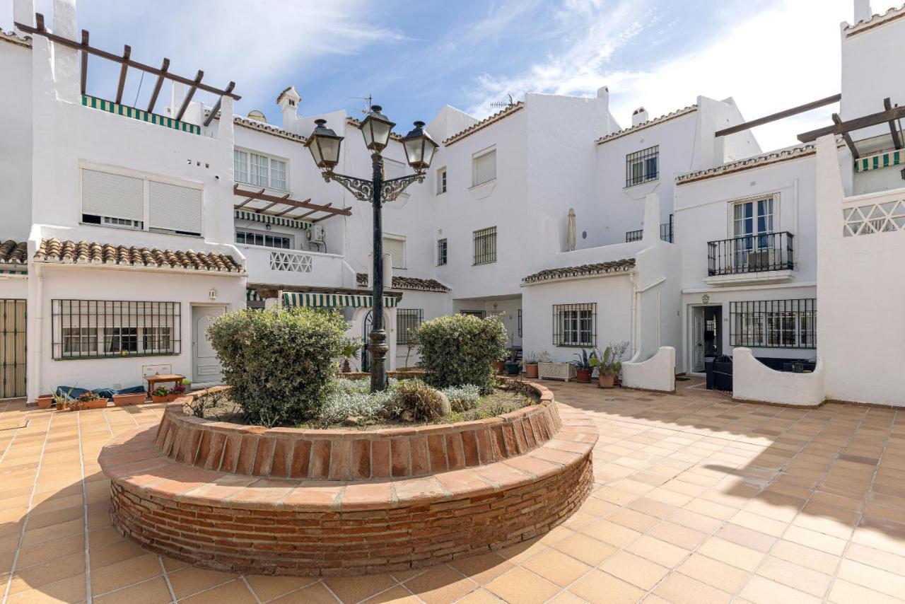 Los Flamencos Manilva Apartment Exterior photo